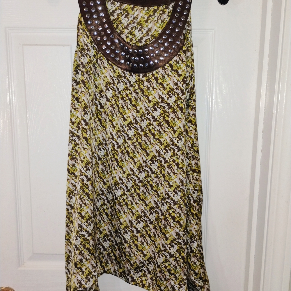 Apt. 9 Studded Scoop Neck Printed Tank Top in Brown, Yellow, White PTP 21"
